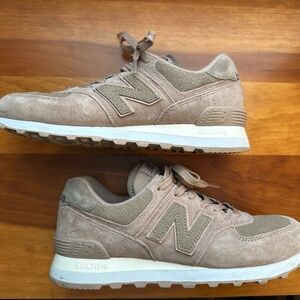 New Balance Classics 574v2